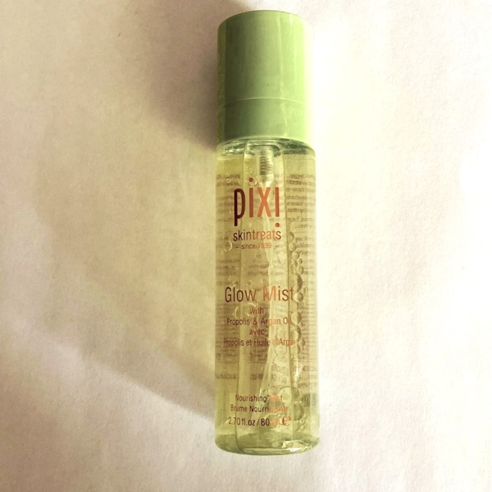 PIXI Skin Treats Glow Mist Brand new